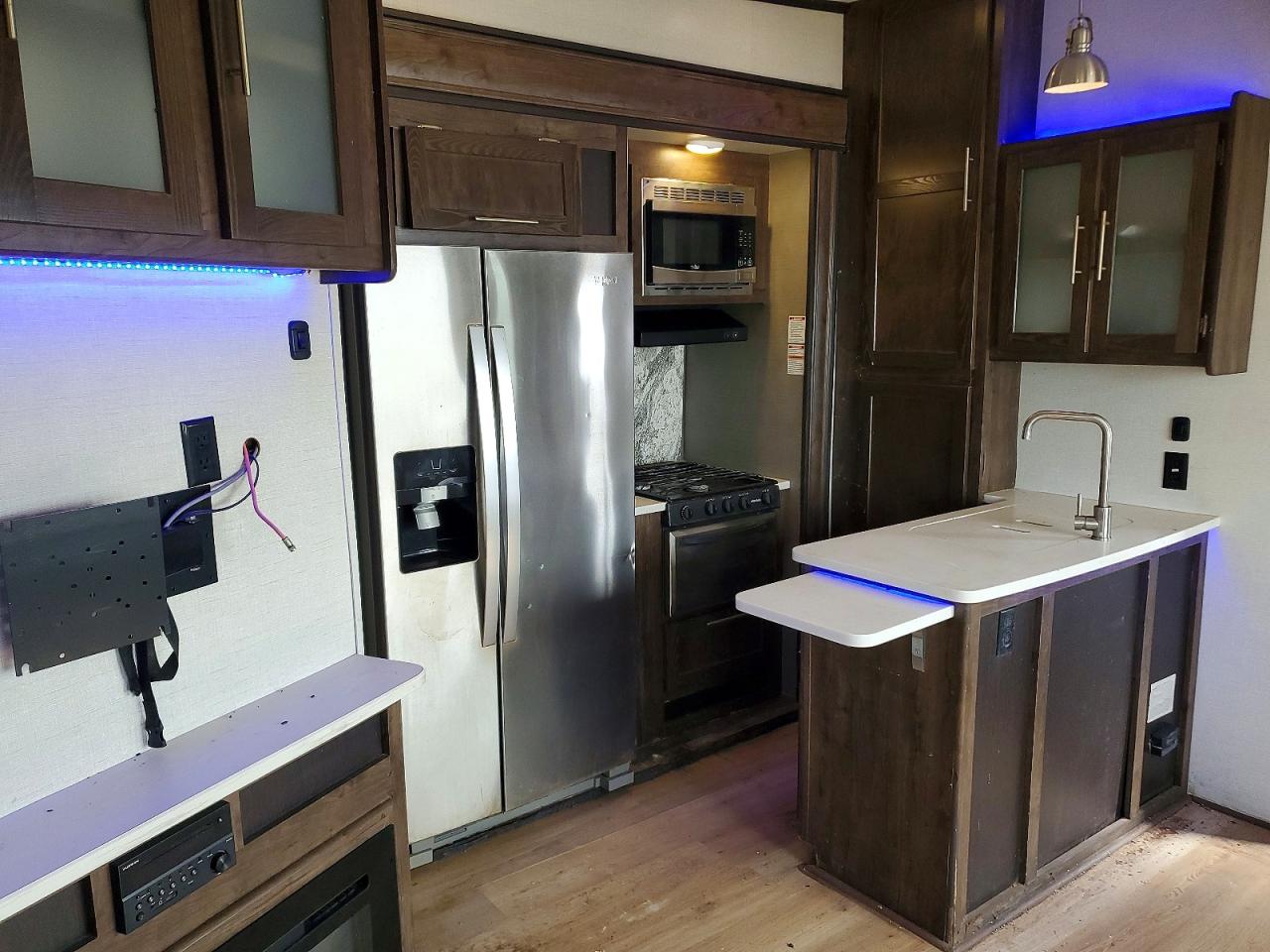 2018 KEYSTONE Trailer VIN 4YDF37525J9361447 photo 6