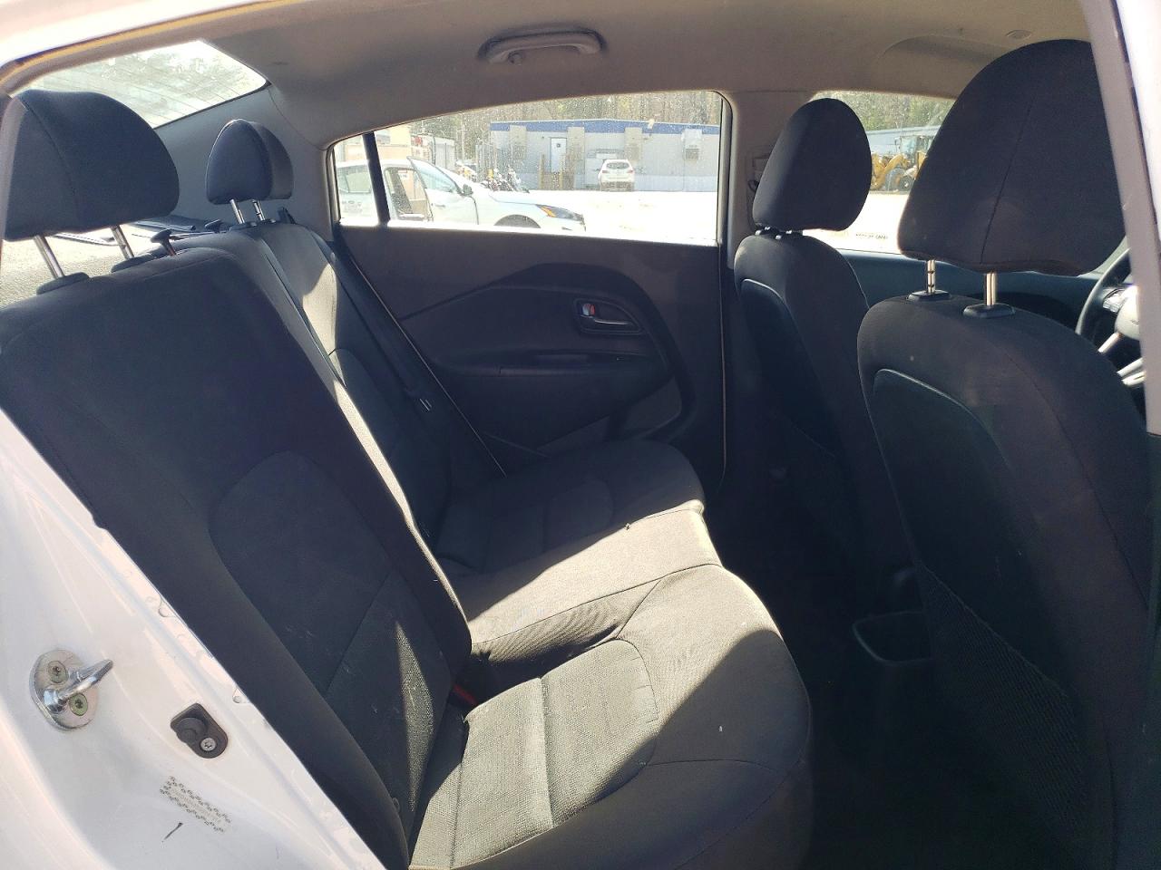 2016 Kia Rio VIN KNADM4A33G6647356 photo 10