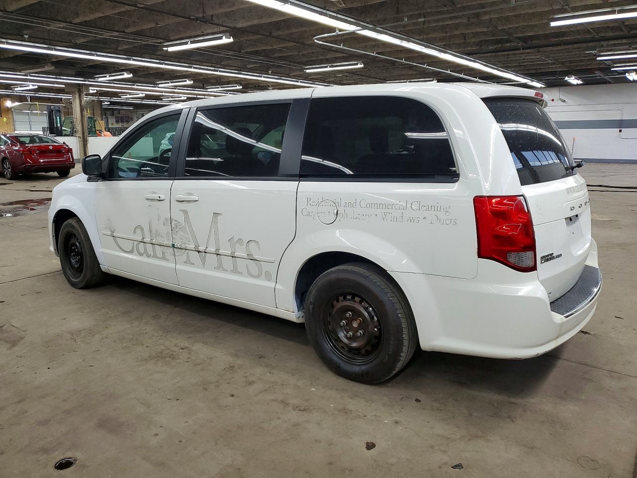 2011 Dodge Caravan VIN 2D4RN4DG1BR699528 photo 2