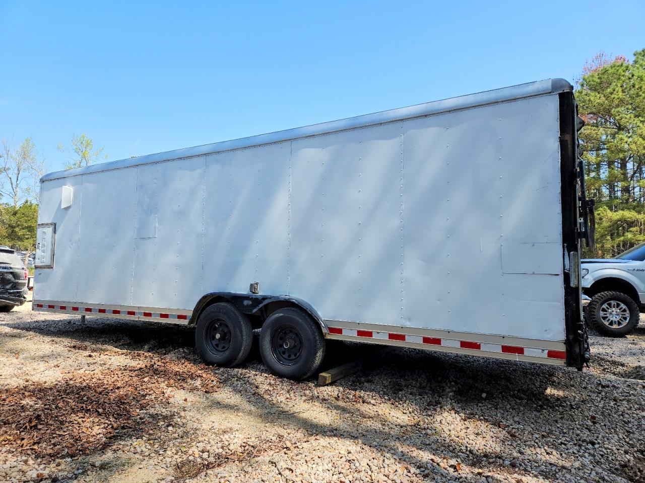 2010 WELLSCARGO Trailer VIN 1WC200L26A1126040 photo 3
