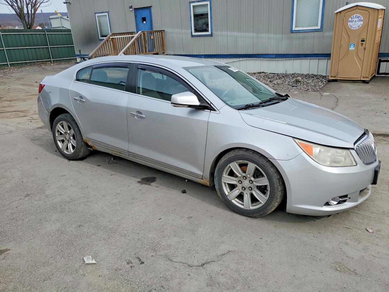 2010 Buick Lacrosse VIN 1G4GC5EG1AF118707 photo 4