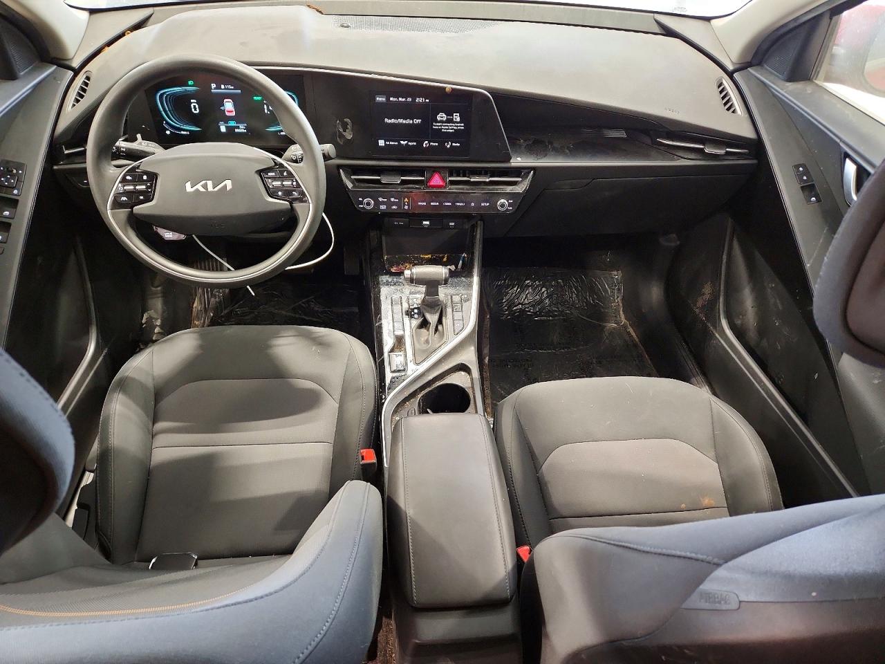 2023 Kia Niro VIN KNDCP3LEXP5085833 photo 8