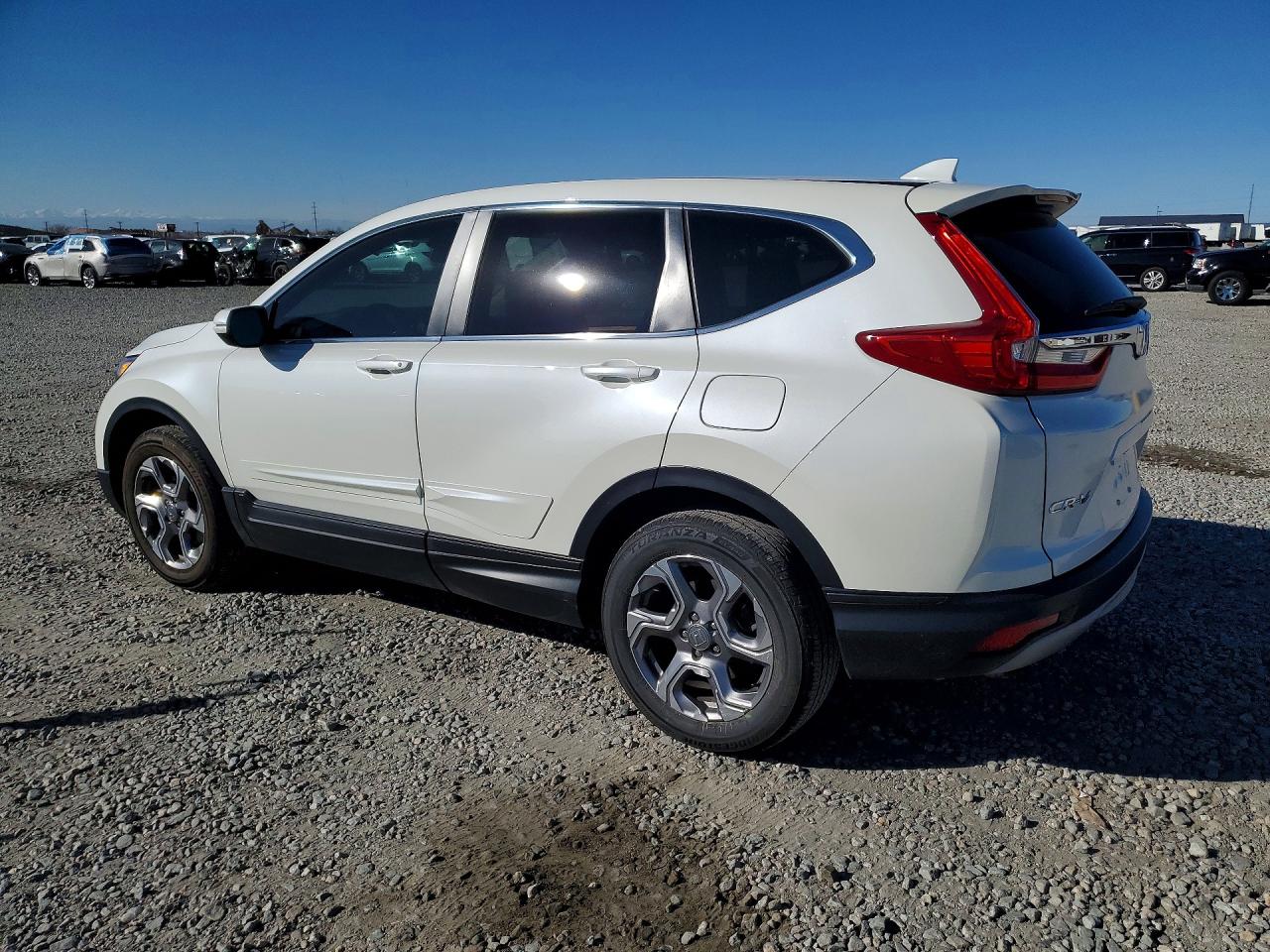 2018 Honda Cr-v VIN 2HKRW2H89JH618594 photo 2