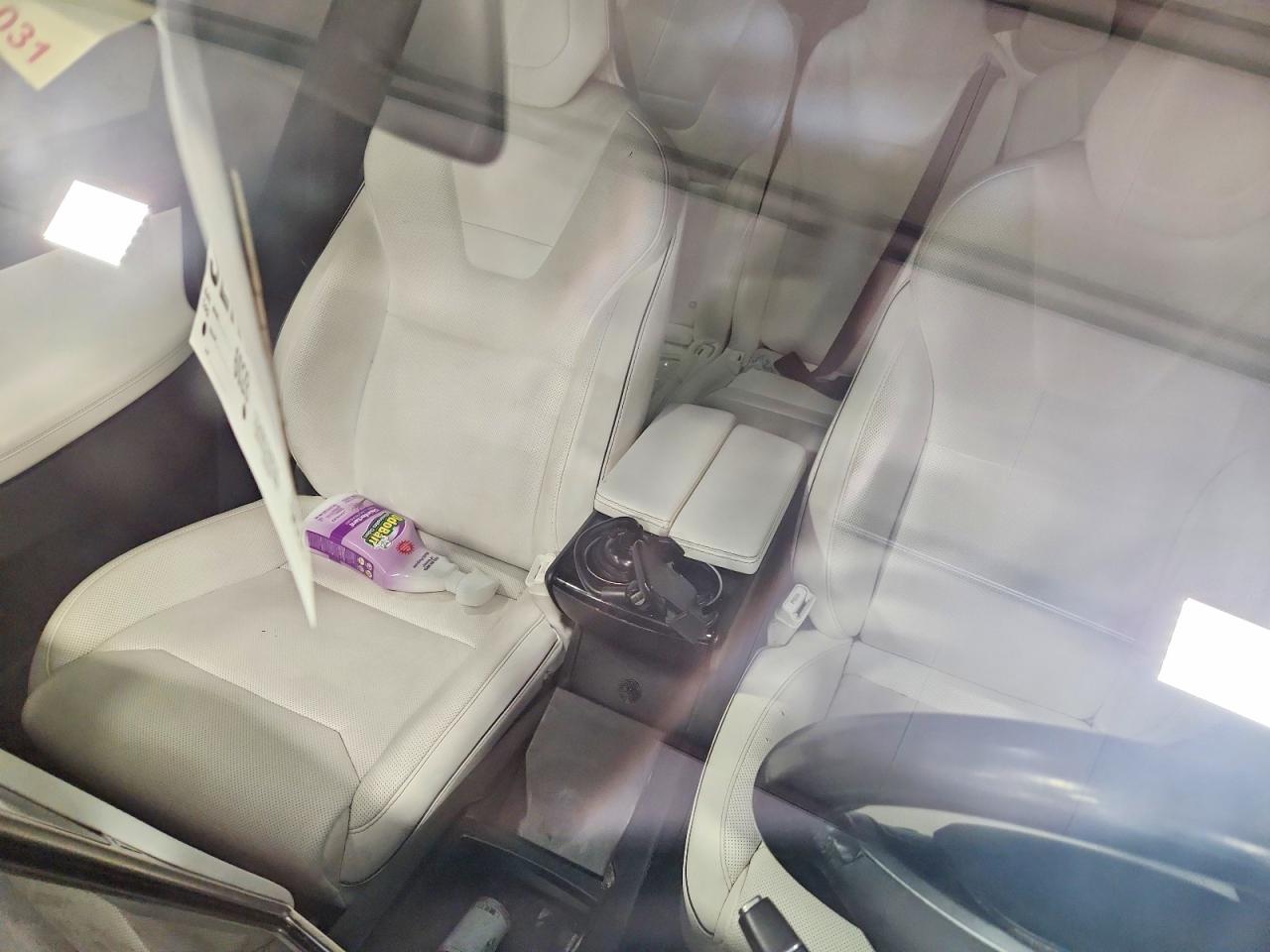 2016 Tesla Model x VIN 5YJXCAE22GF029310 photo 10