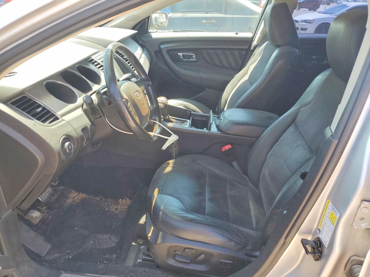 2010 Ford Taurus VIN 1FAHP2KT5AG118075 photo 7