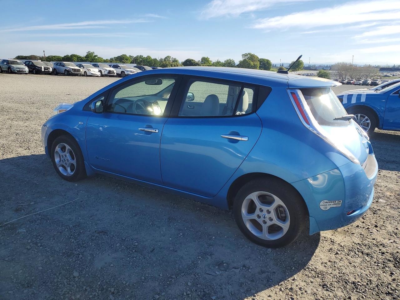 2012 Nissan Leaf VIN JN1AZ0CP5CT026666 photo 2