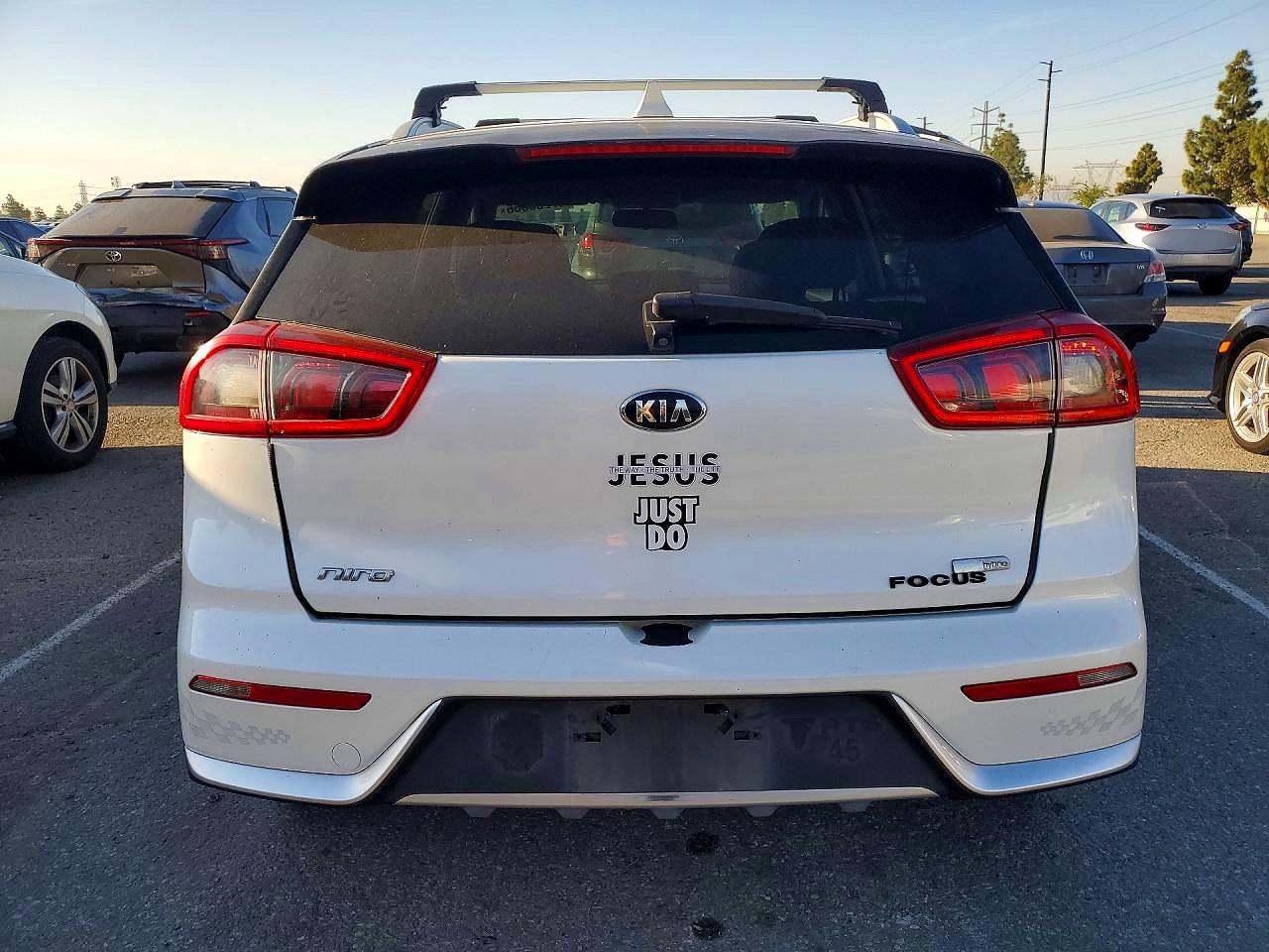 2019 Kia Niro VIN KNDCB3LC2K5284266 photo 6