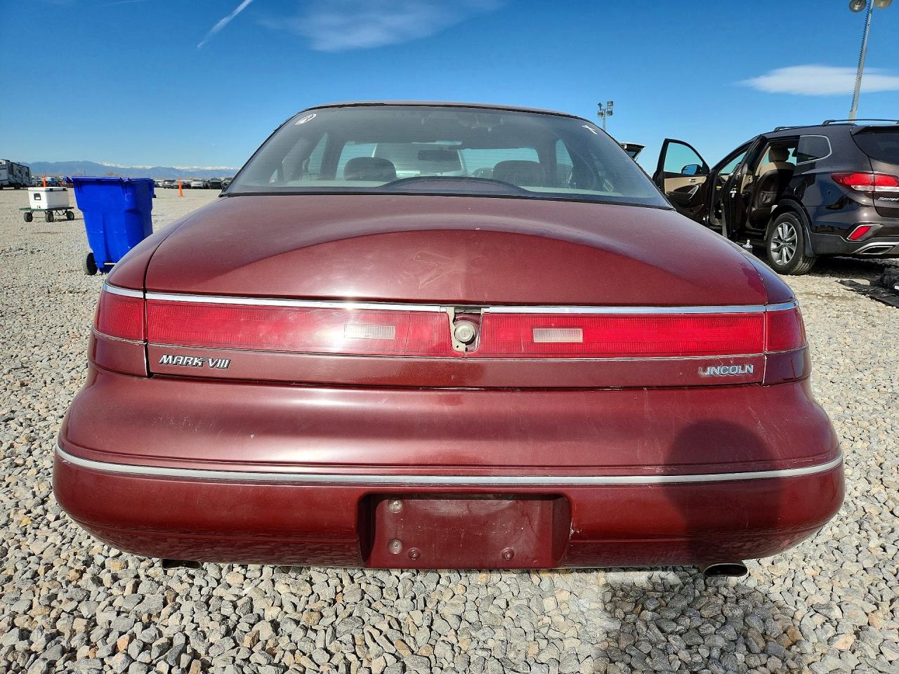 1995 LINCOLN Mark serie VIN 1LNLM91V3SY628554 photo 6