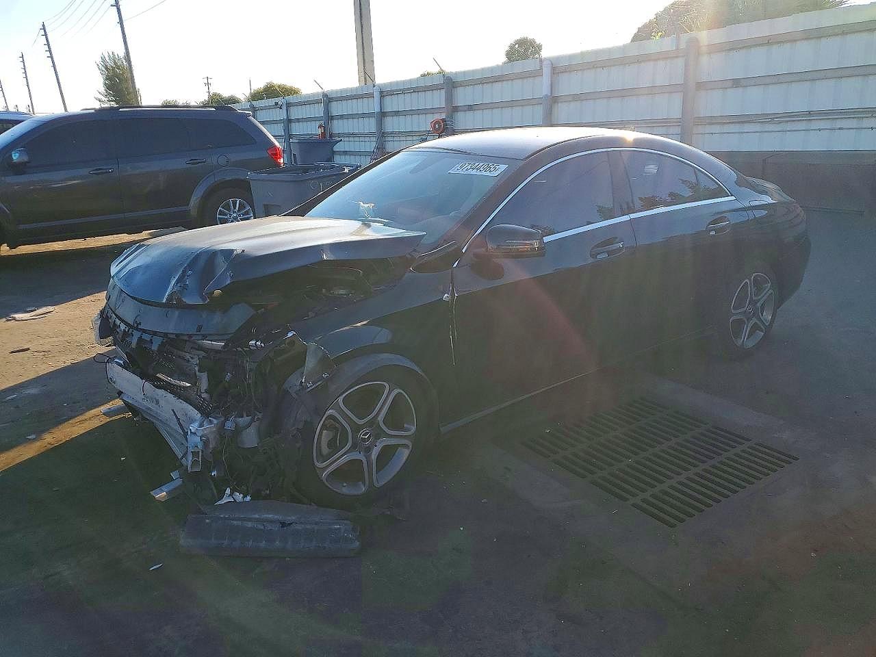 2019 Mercedes-Benz Cla-class VIN WDDSJ4EB7KN773941 photo 1