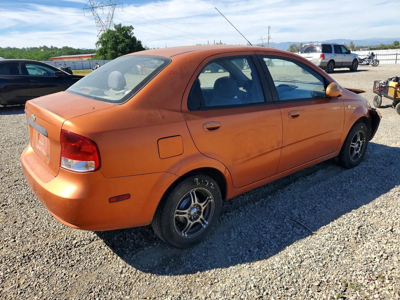 2005 Chevrolet Aveo VIN KL1TD52635B404879 photo 3