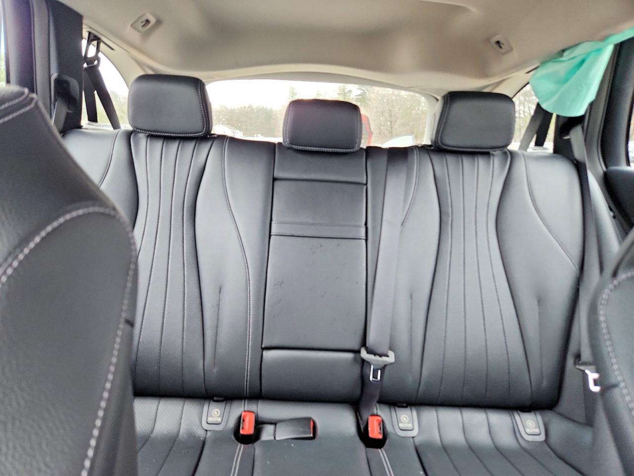 2017 Mercedes-Benz E-class VIN WDDZH6GB1HA201010 photo 10
