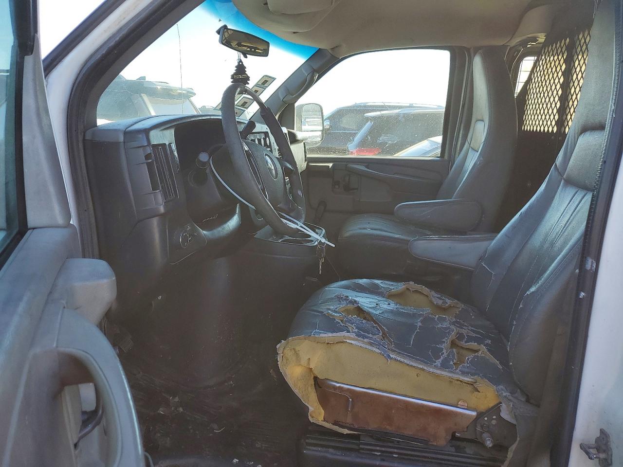 2012 CHEV Express VIN 1GCSGAFX0C1143365 photo 7