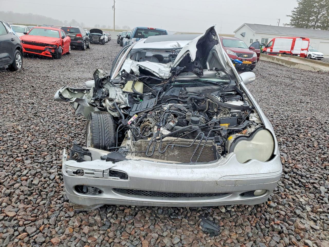 2004 Mercedes-Benz C class VIN WDBRF81J34F521338 photo 5