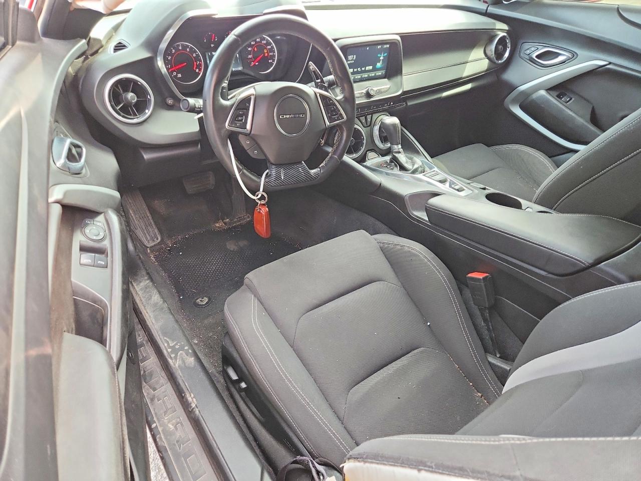 2016 Chevrolet Camaro VIN 1G1FB1RS0G0132290 photo 8