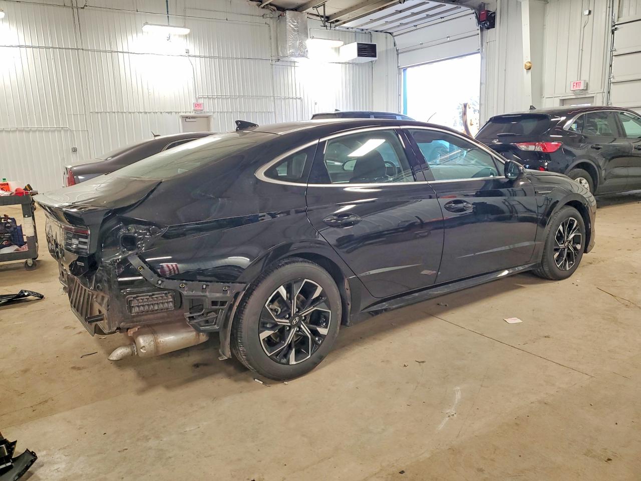 2025 Hyundai Sonata VIN KMHL64JA4SA473421 photo 3