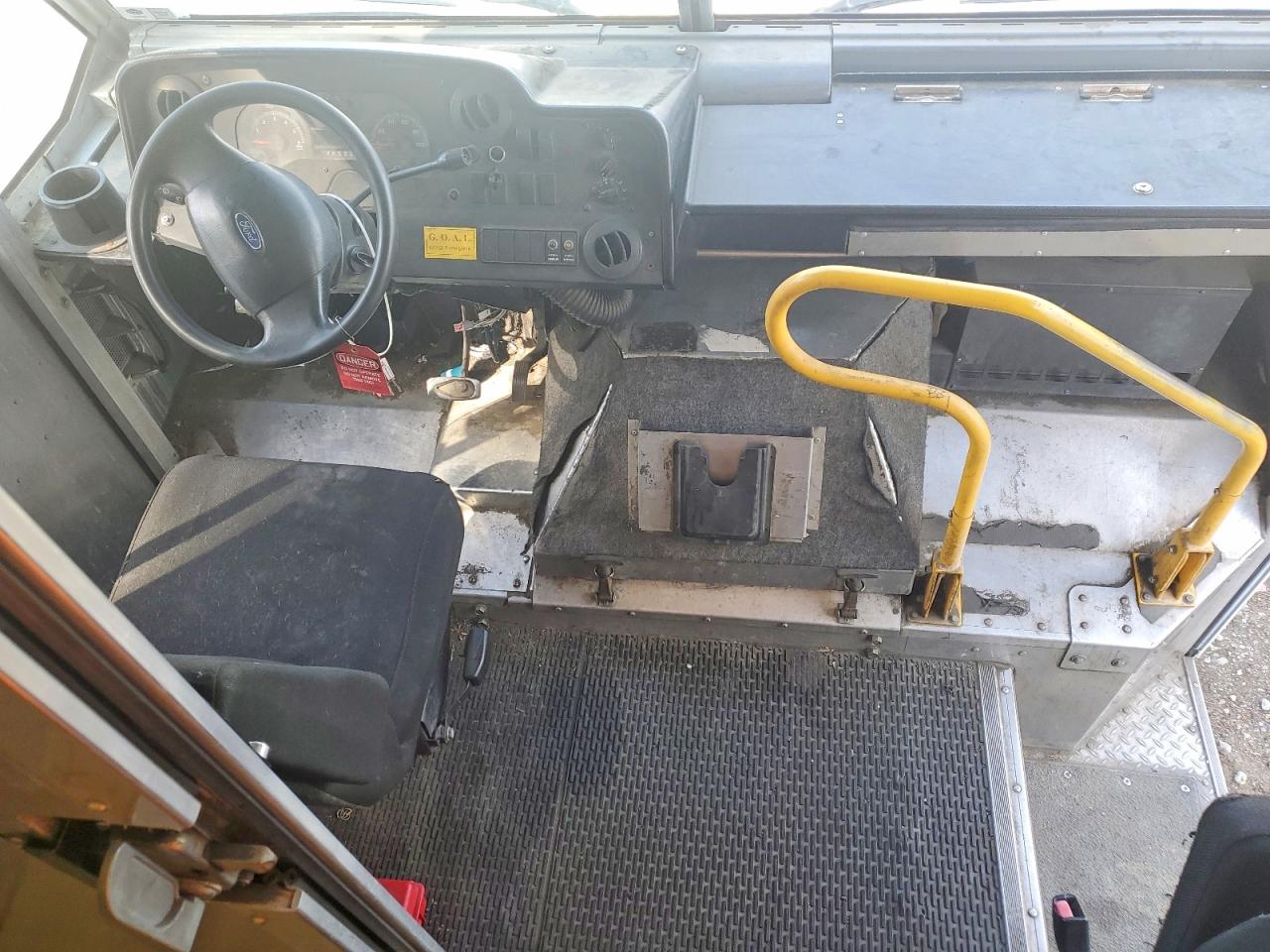 2010 Ford Econoline VIN 1FC4E4KLXADB01011 photo 8