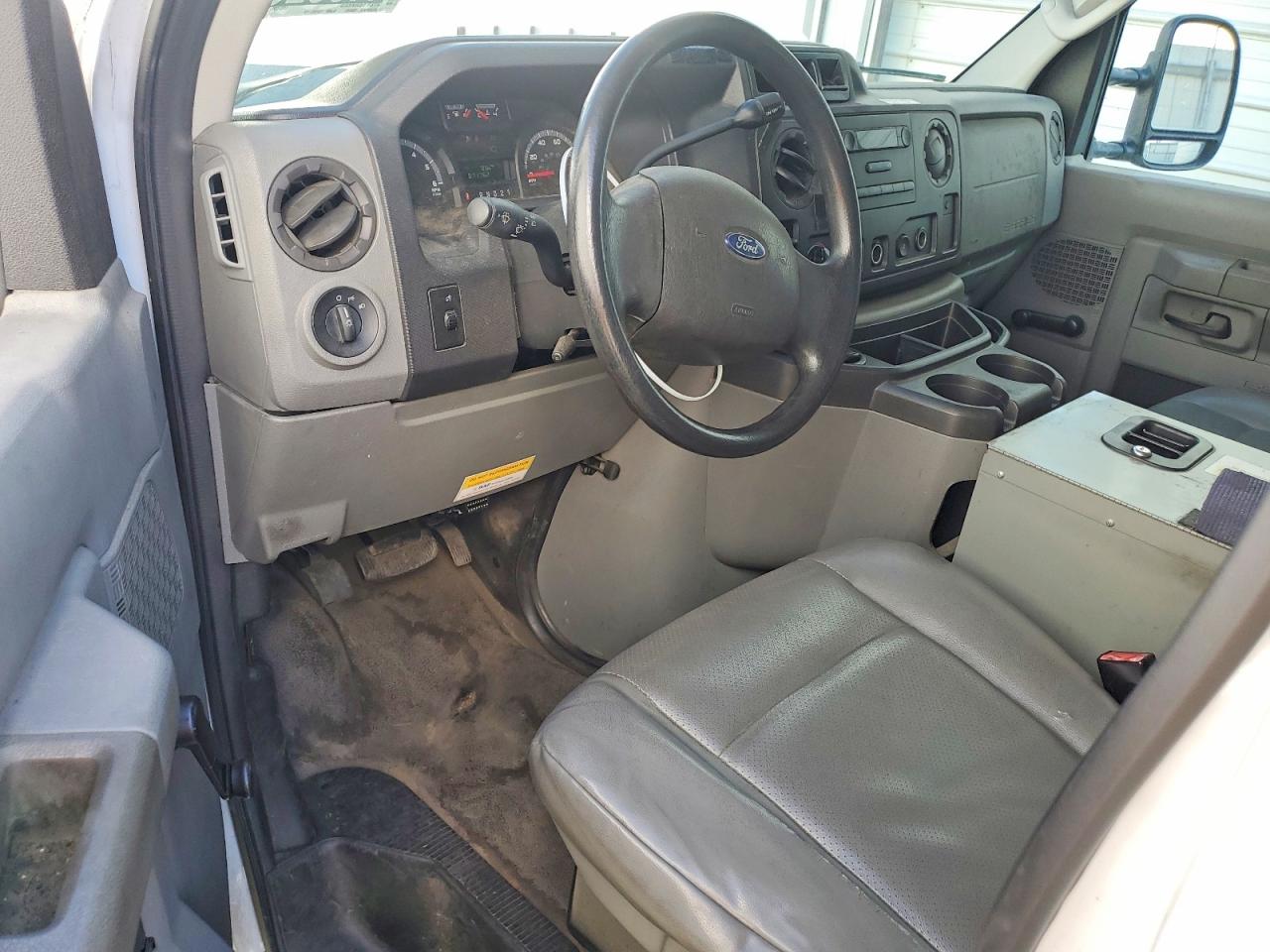 2011 Ford Econoline VIN 1FTNE2EL0BDA49586 photo 8