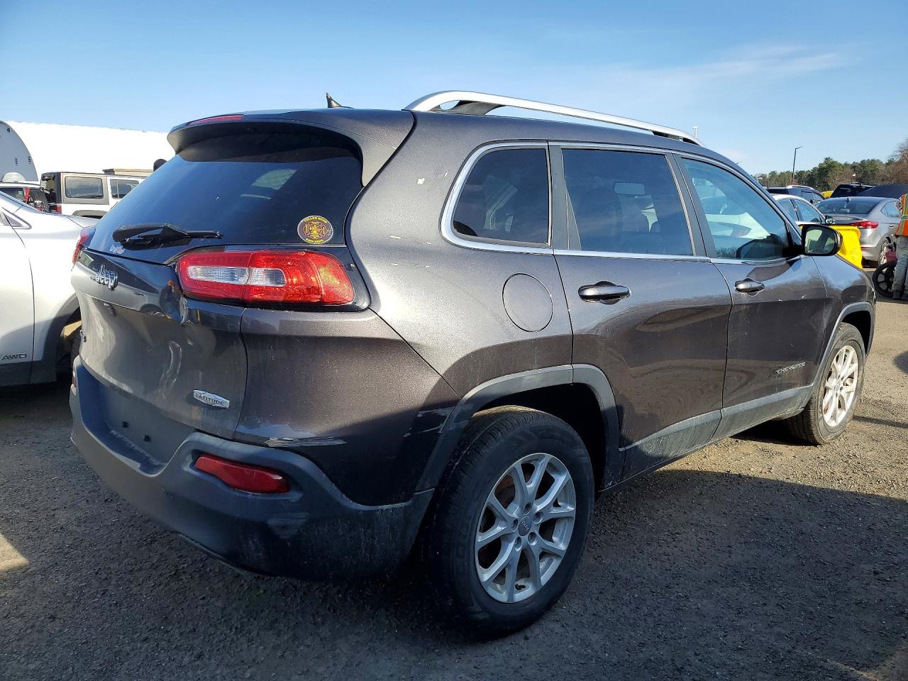 2015 Jeep Grand cher VIN 1C4PJMCS8FW593533 photo 3