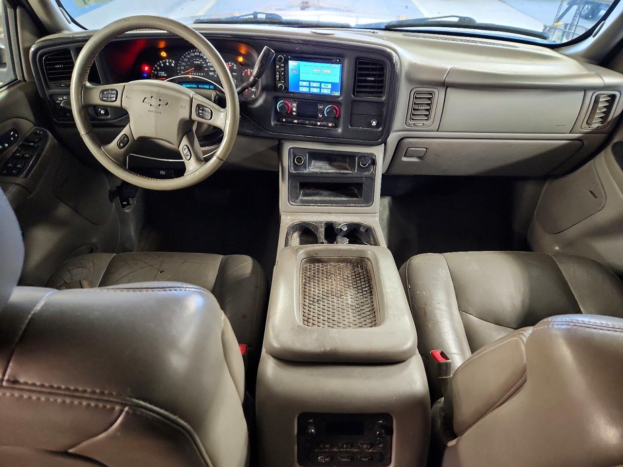 2006 Chevrolet Suburban VIN 3GNFK16U56G114849 photo 8
