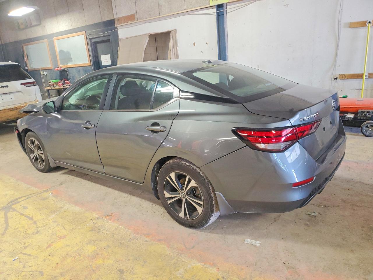 2022 Nissan Sentra VIN 3N1AB8CV4NY298217 photo 2