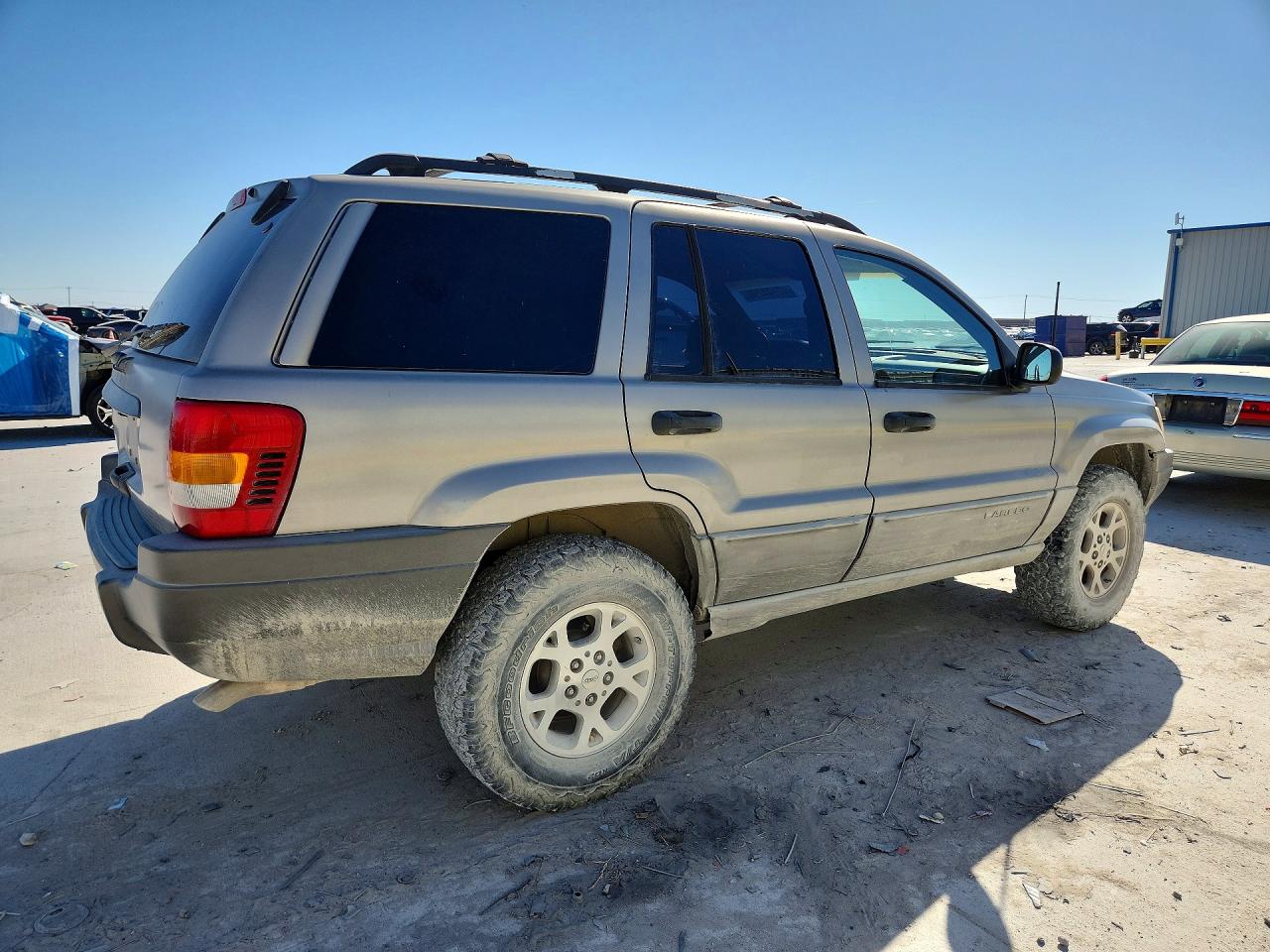 1999 Jeep Cherokee VIN 1J4GW58N6XC739919 photo 3