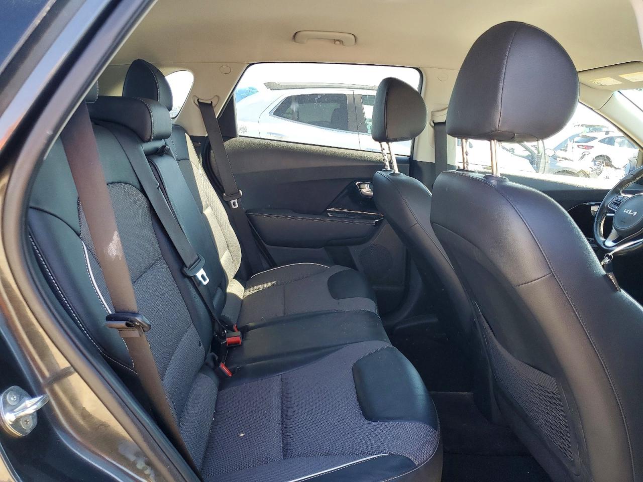 2022 Kia Niro Ev S VIN KNDCC3LG9N5160757 photo 10