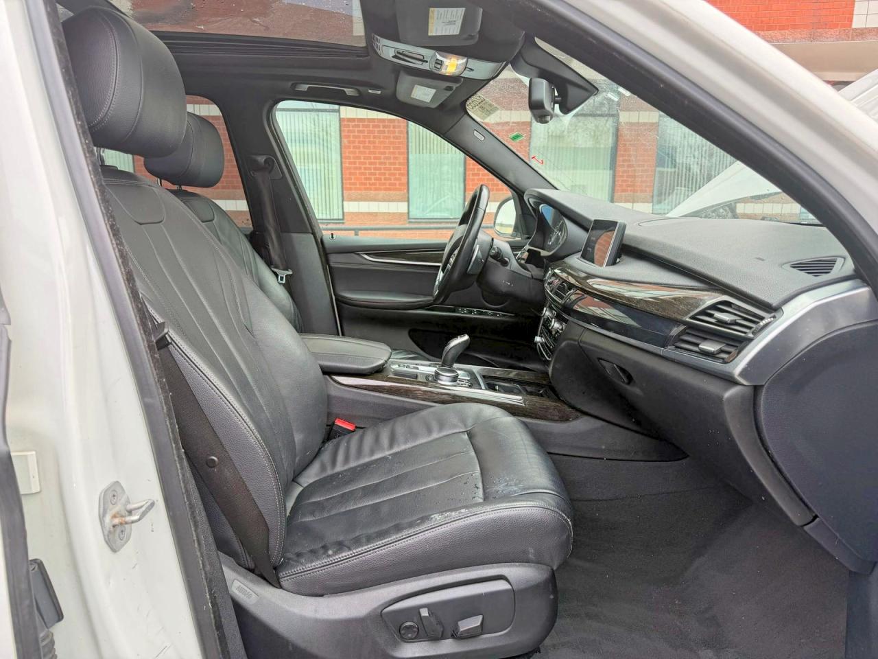 2018 BMW X5 VIN 5UXKR0C52J0Y02782 photo 5