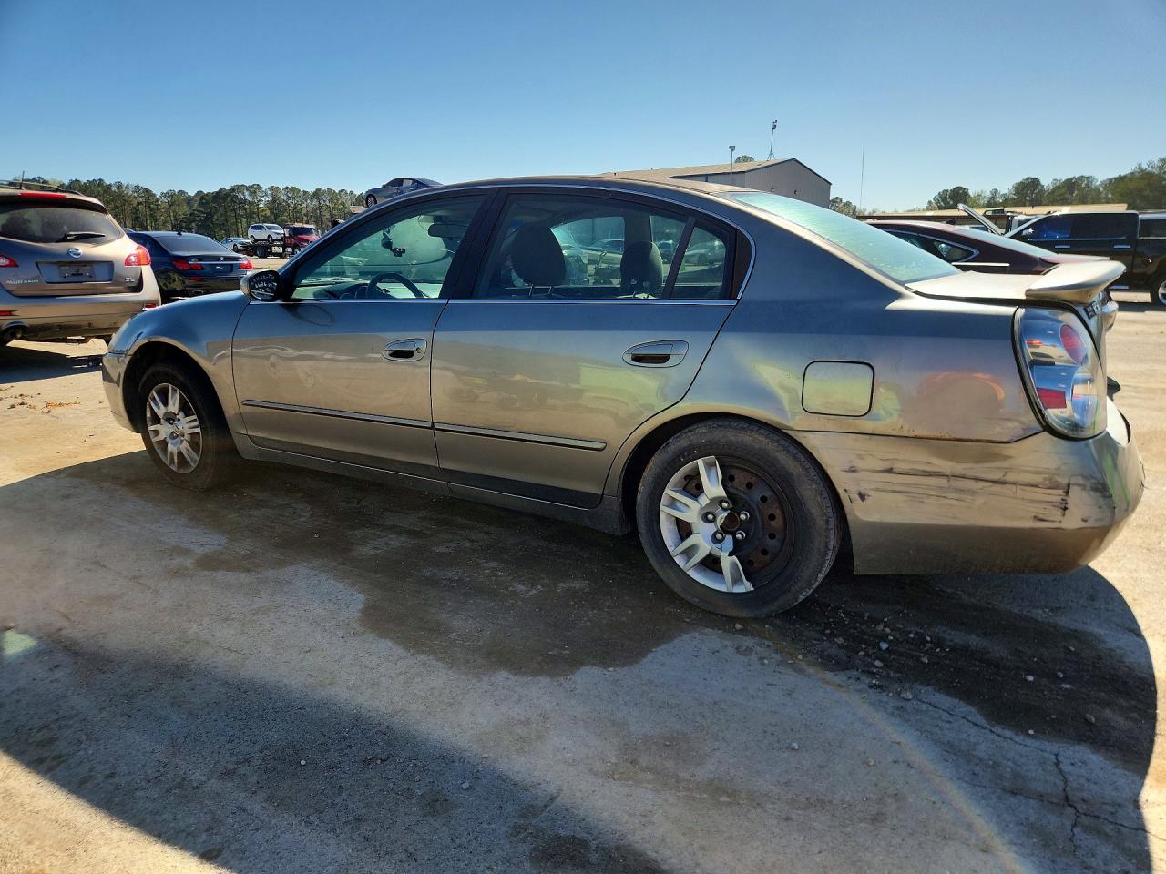 2005 NISS Altima VIN 1N4AL11D35C325675 photo 2