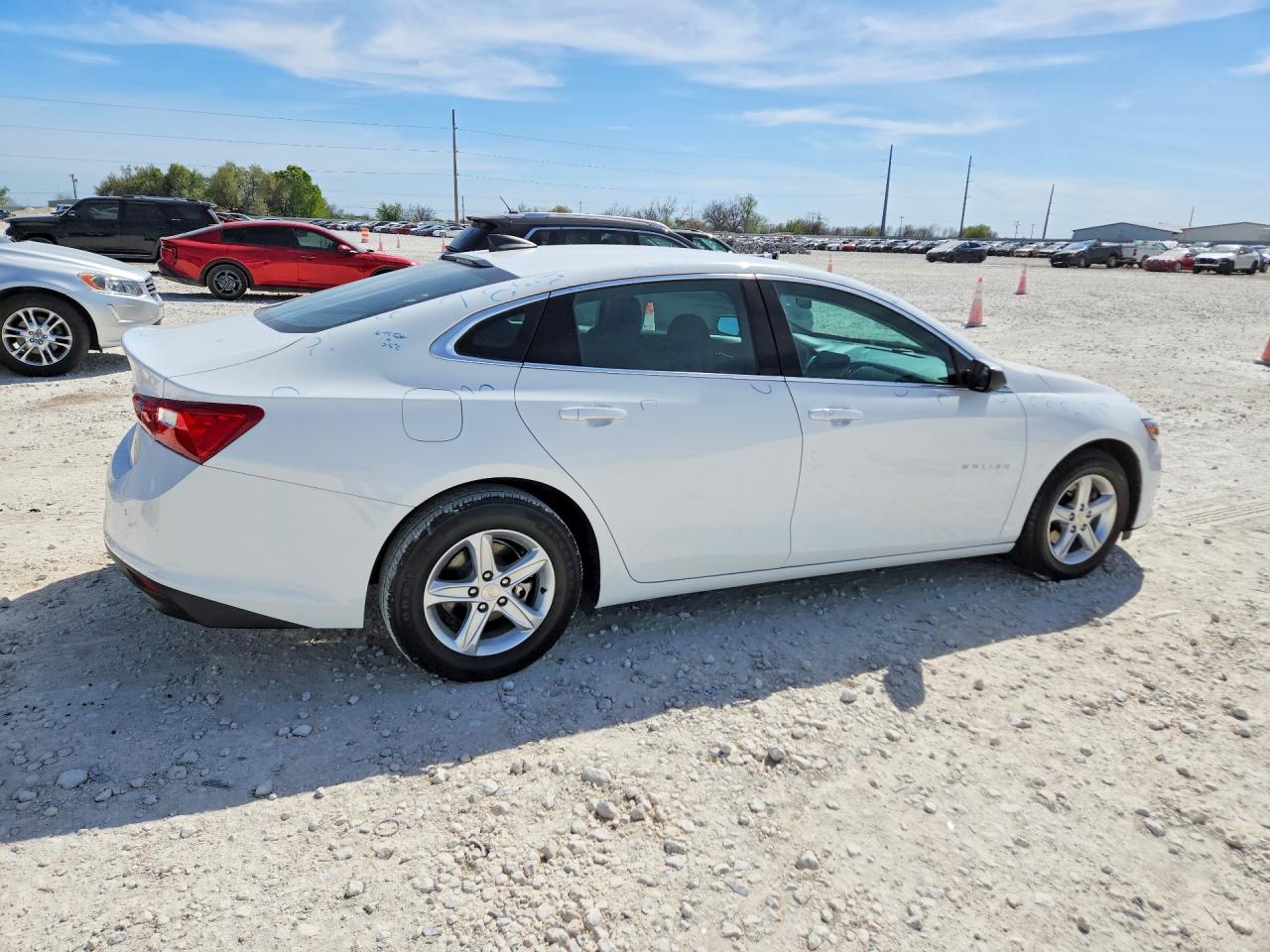 2024 Malibu VIN 1G1ZC5ST3RF201266 photo 3