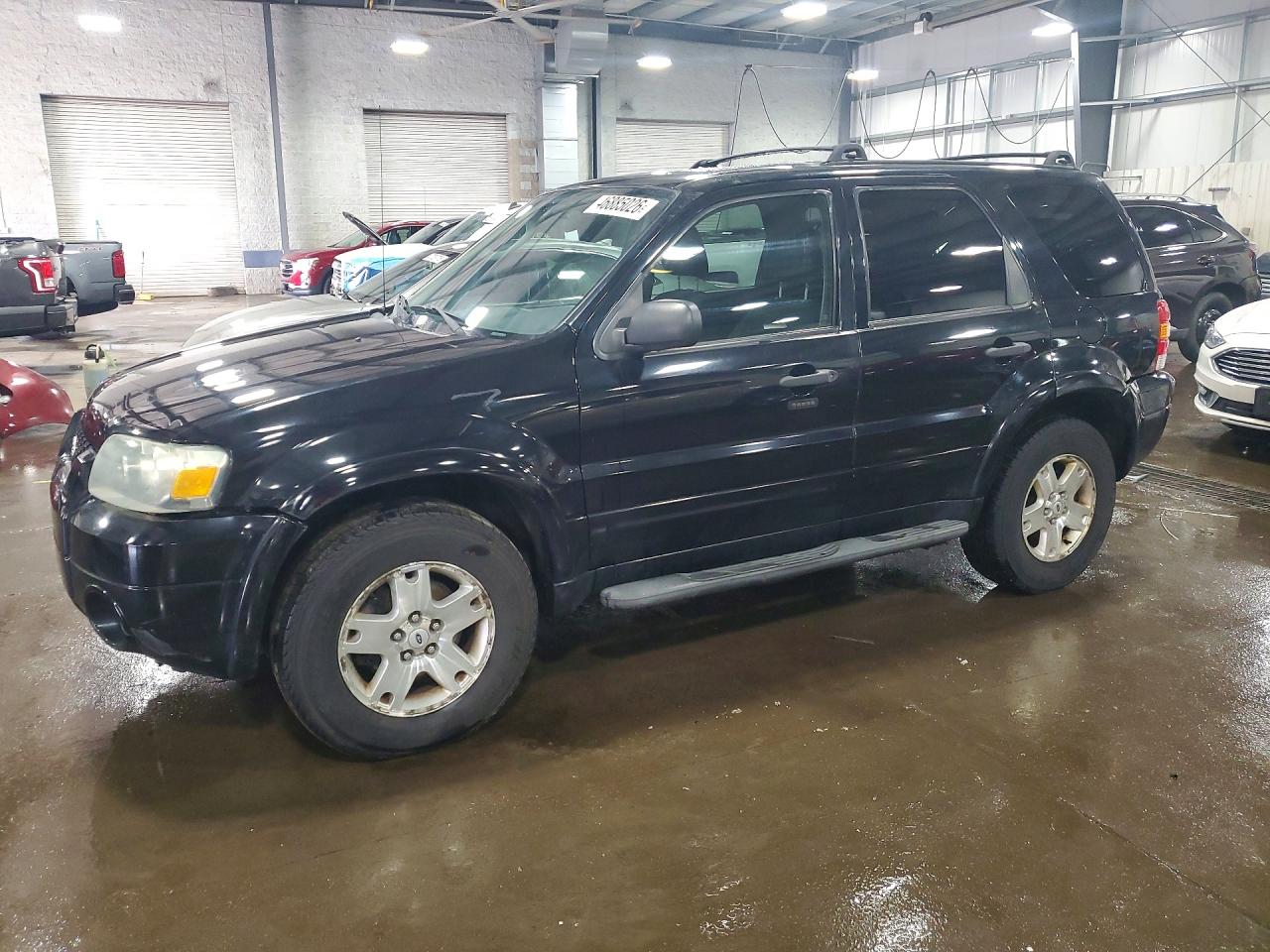 2007 Ford Escape VIN 1FMYU93157KA14986 photo 1