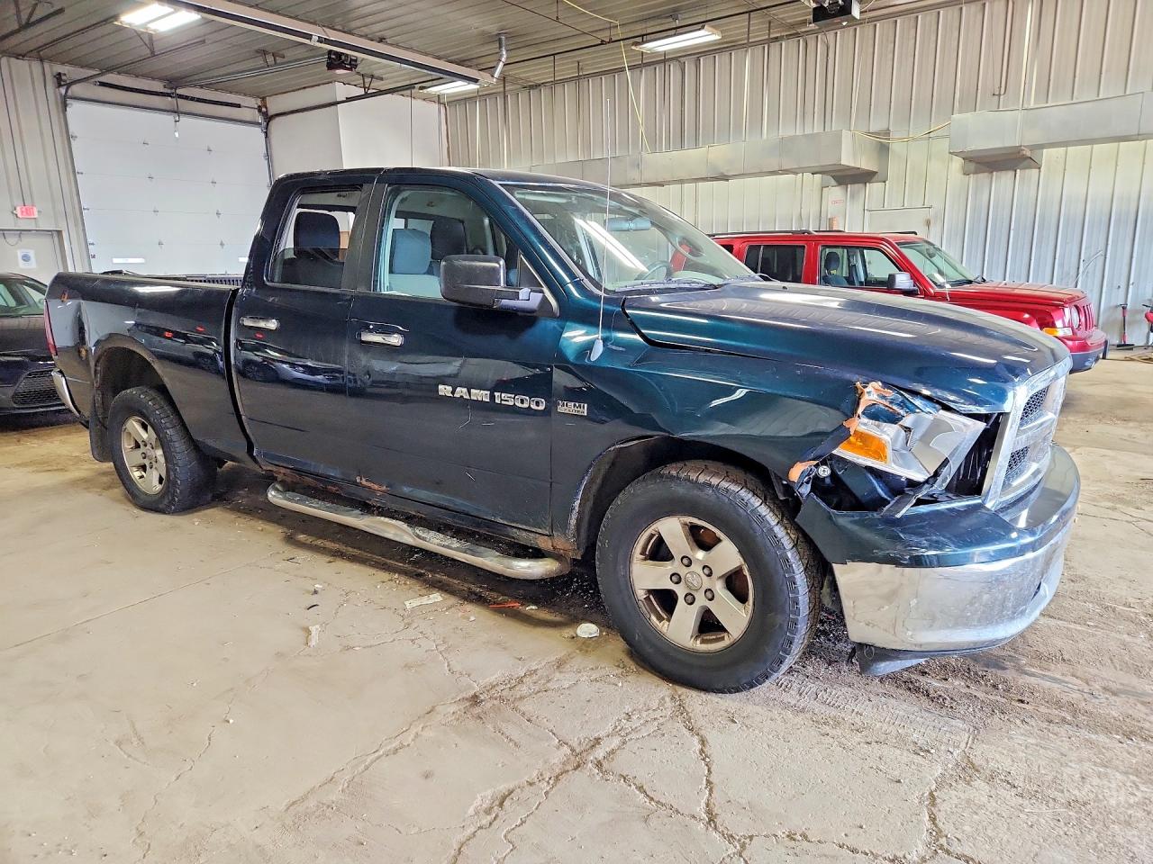 2011 Dodge Ram 1500 VIN 1D7RV1GT8BS618937 photo 4
