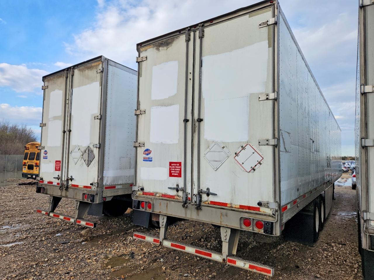 2014 UTILITY All models VIN 1UYVS2537EG766645 photo 4