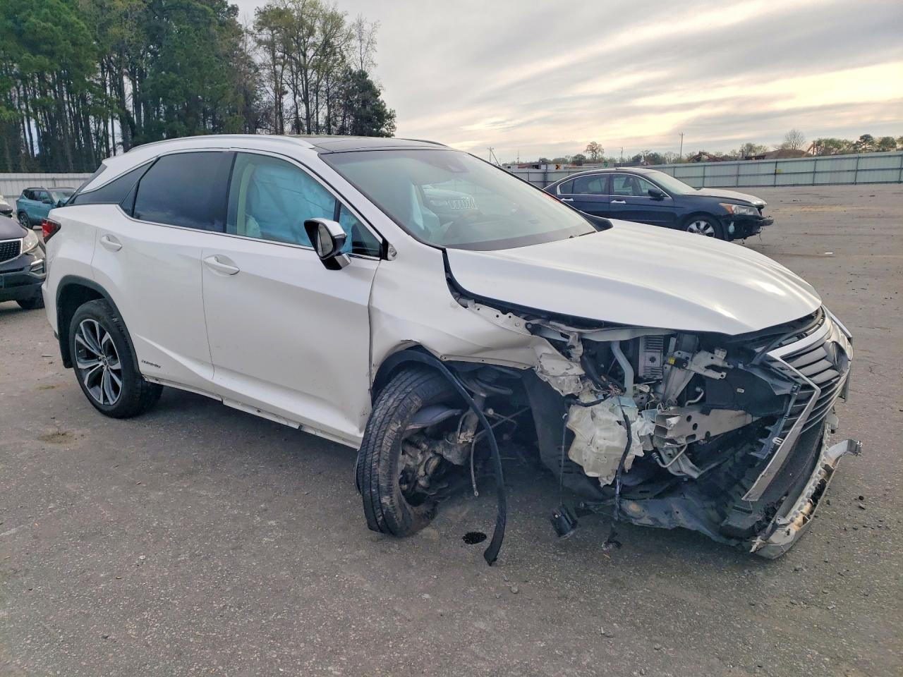 2019 Lexus Rx450 VIN 2T2BGMCA6KC032665 photo 4
