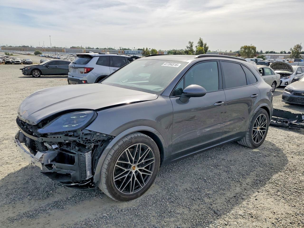 2024 Porsche Cayenne VIN WP1AA2AY9RDA09740 photo 1