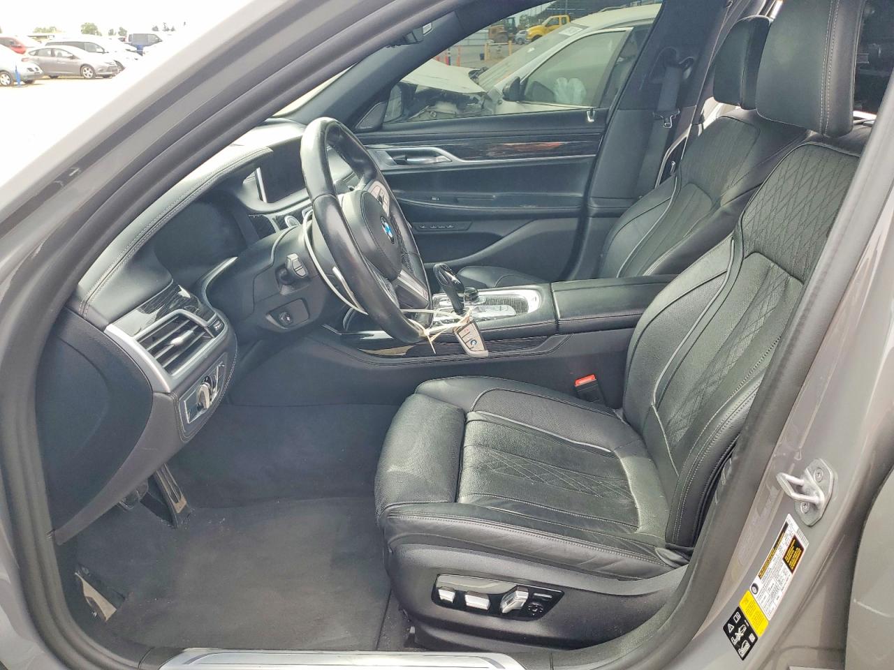2022 BMW 7 series VIN WBA7U2C01NCG92527 photo 7