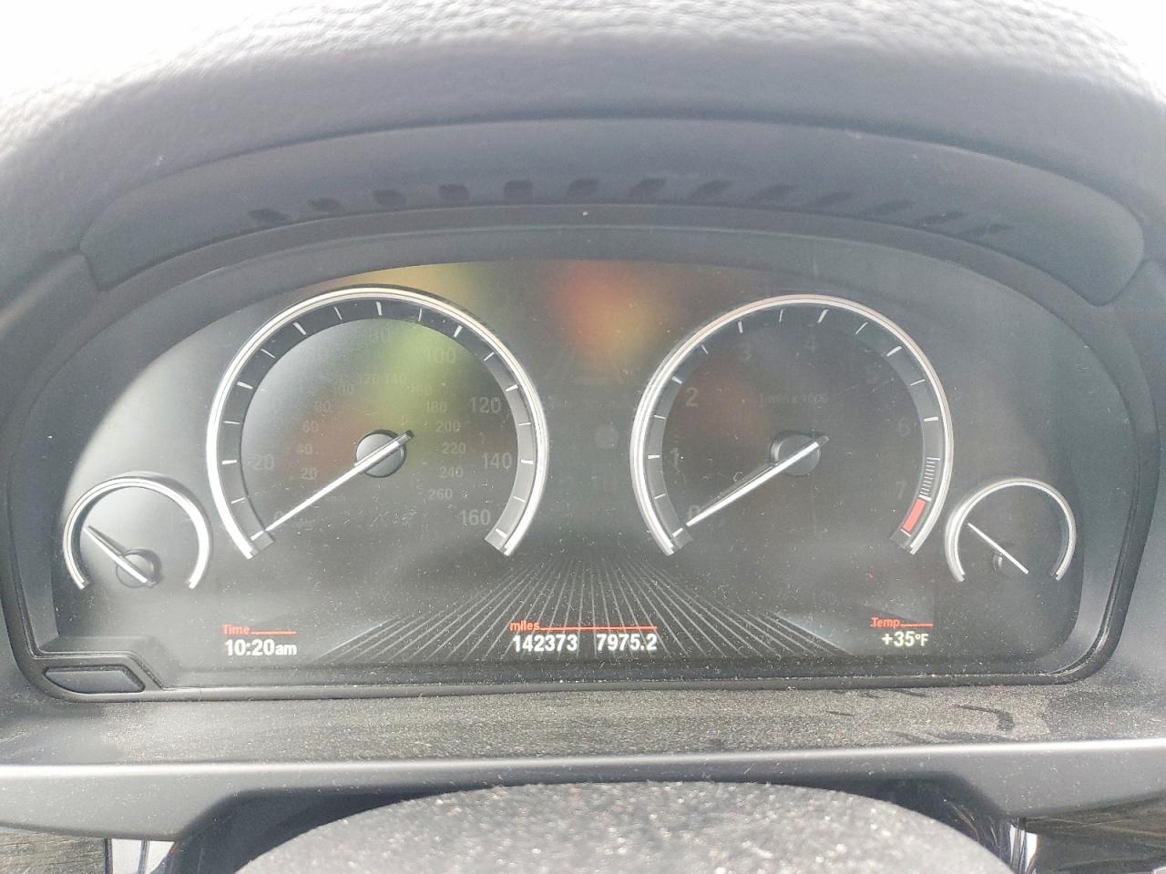 2014 BMW X5 VIN 5UXKR0C57E0K45499 photo 9