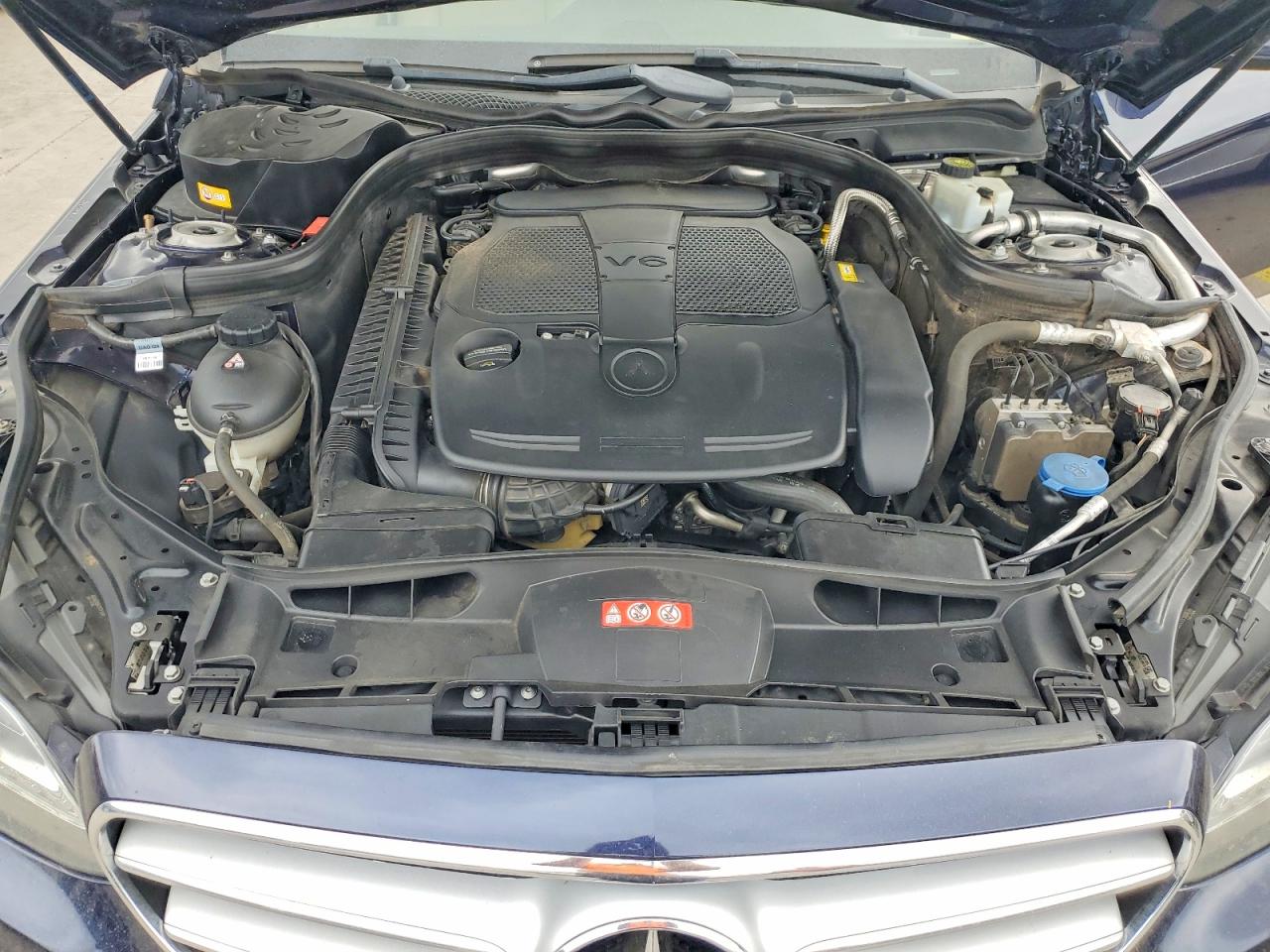 2016 Mercedes-Benz E-class VIN WDDHF5KB6GB310963 photo 11