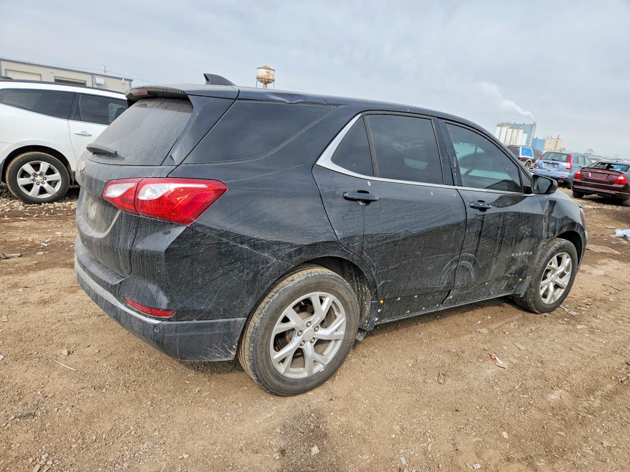 2020 Chevrolet Equinox VIN 2GNAXKEV6L6130108 photo 3