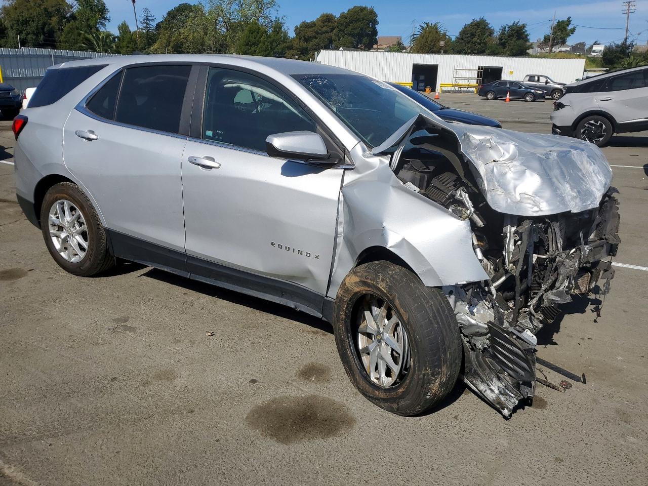 2022 CHEVROLET Equinox VIN 3GNAXUEV4NL207357 photo 4