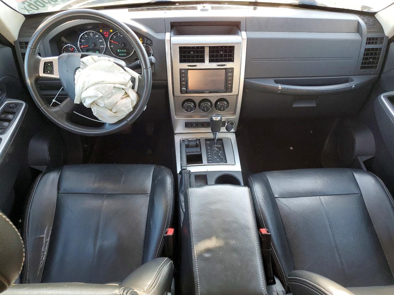 2010 Jeep Liberty VIN 1J4PN5GK3AW130660 photo 8