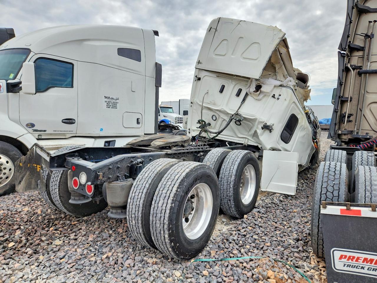 2023 FREIGHTLINER All other VIN 3AKJHHDR1PSUE5904 photo 4