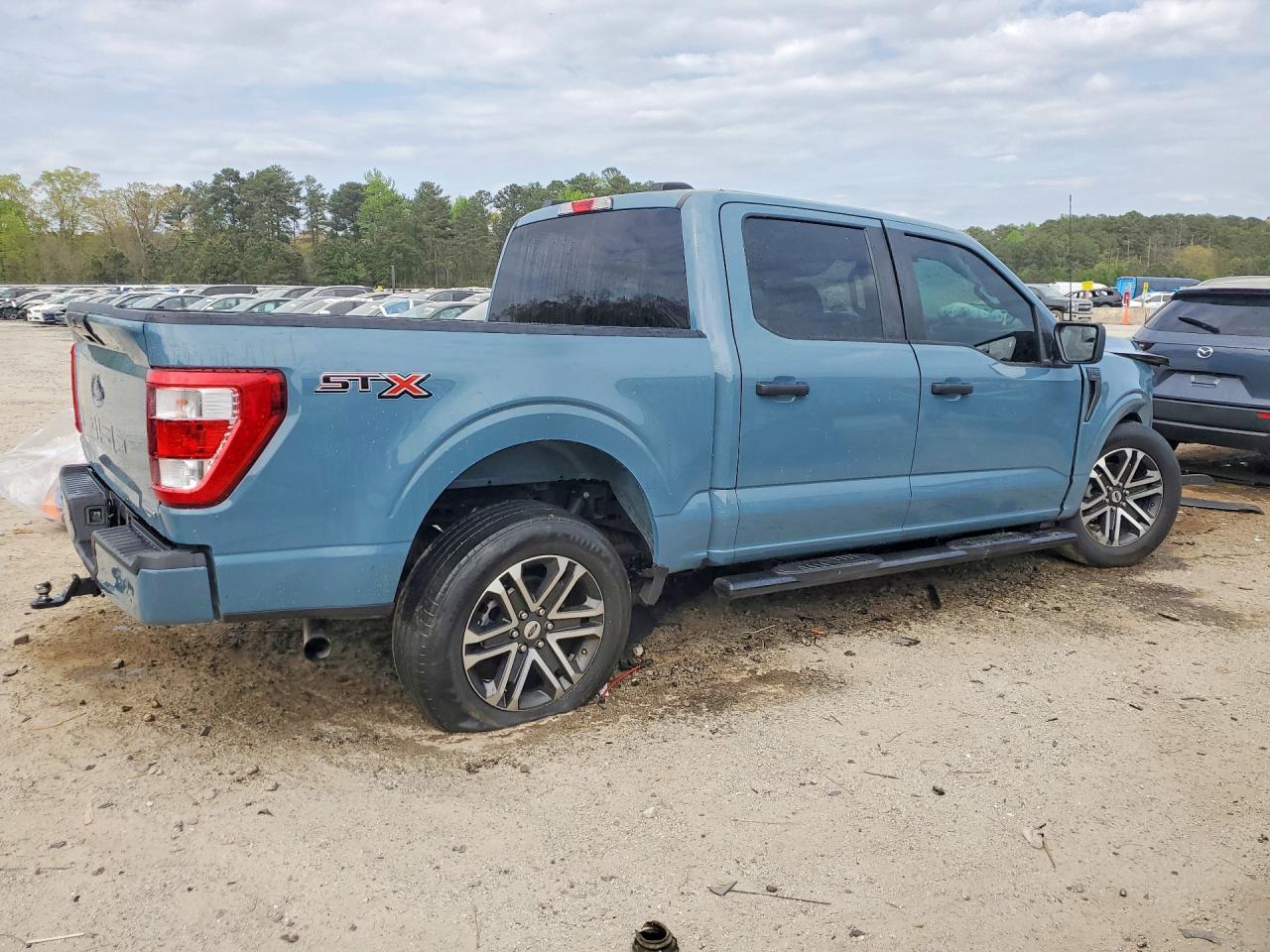 2023 Ford F150 VIN 1FTEW1CP4PKD22058 photo 3