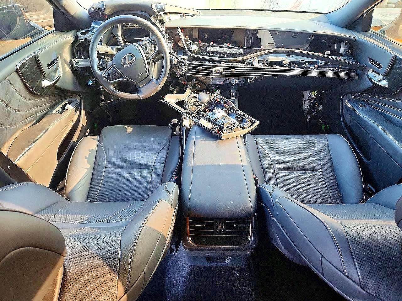 2022 Lexus Ls500 VIN JTHD51FF2N5017556 photo 8