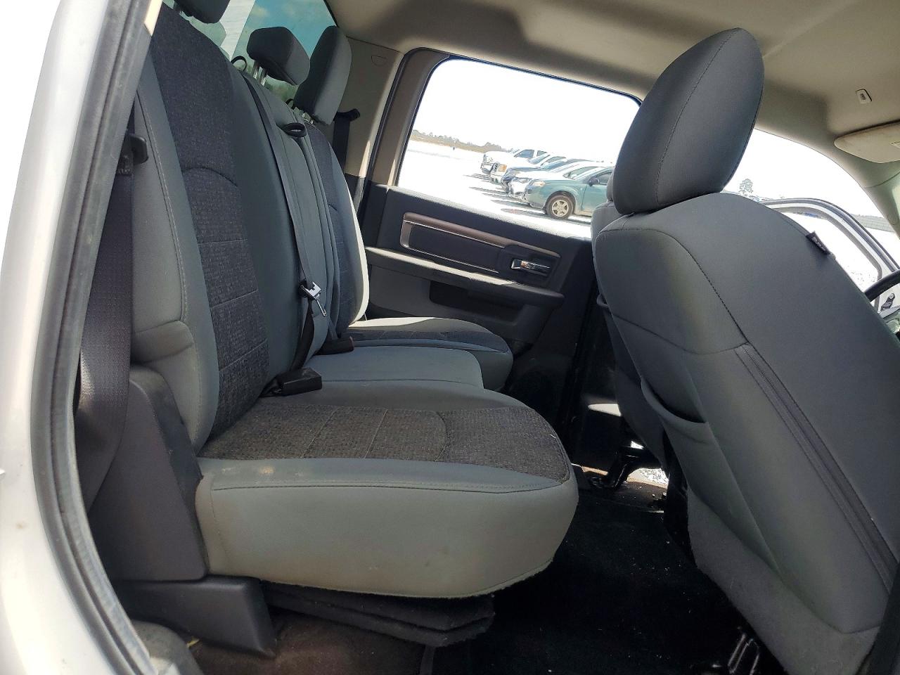 2017 Ram 2500 VIN 3C6UR5DJ6HG741050 photo 10