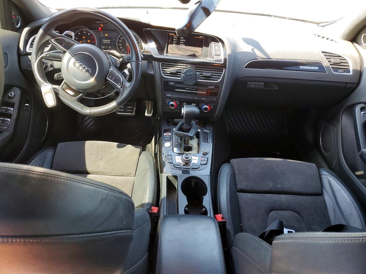 2016 Audi A4 VIN WAUFFAFLXGA009824 photo 8