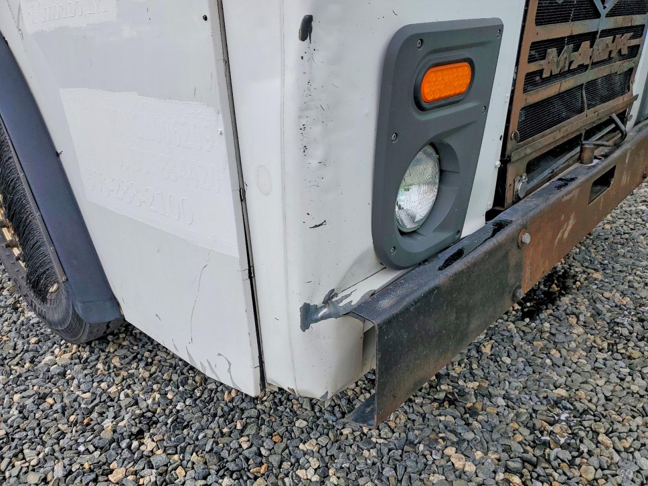 2012 MACK All models VIN 1M2AU04C2CM006209 photo 9