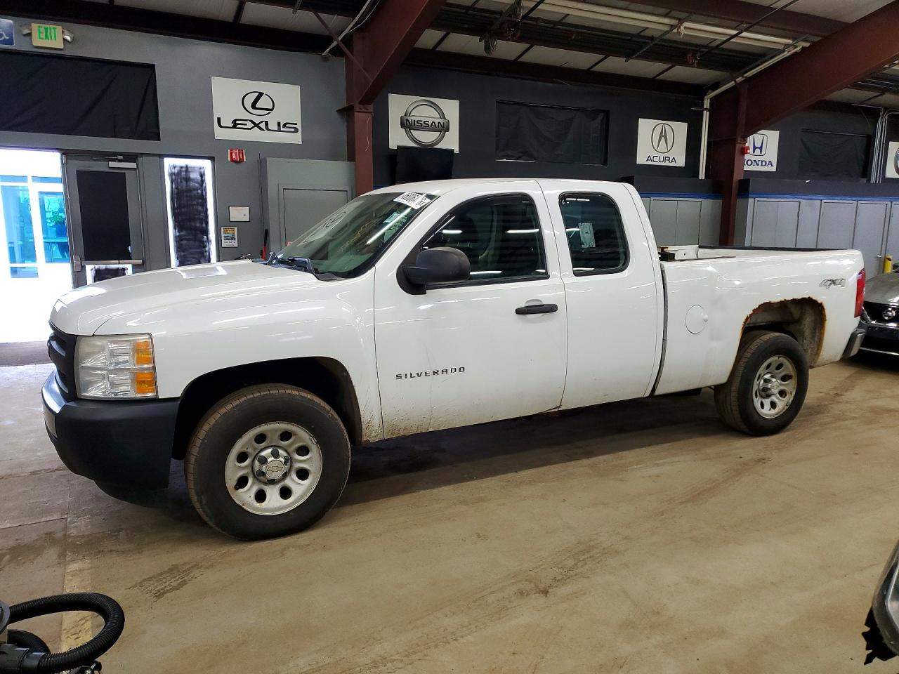 2011 CHEV All models VIN 1GCRKPE38BZ306455 photo 1