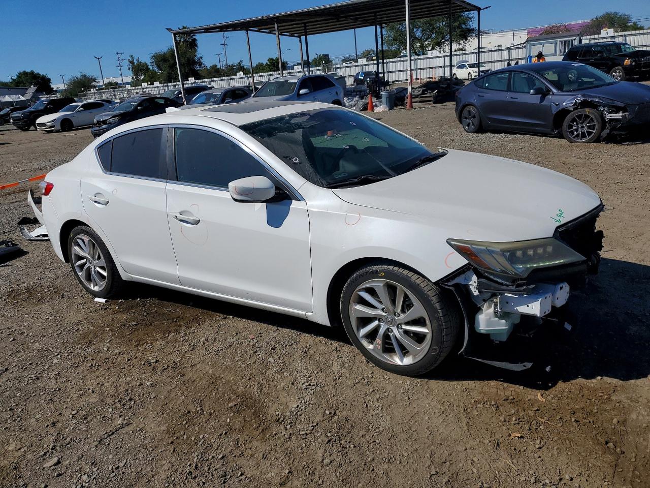 2017 Acura Ilx VIN 19UDE2F32HA001271 photo 4