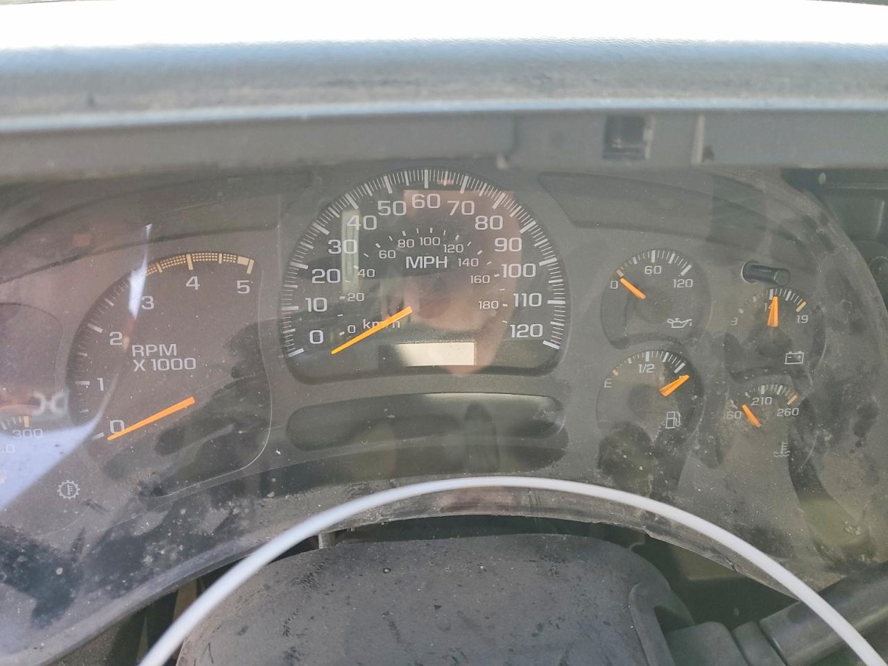 2004 Chevrolet All models VIN 1GCHK23254F185302 photo 9