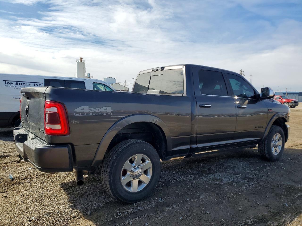2021 Ram 2500 VIN 3C6UR5SJ5MG540625 photo 3